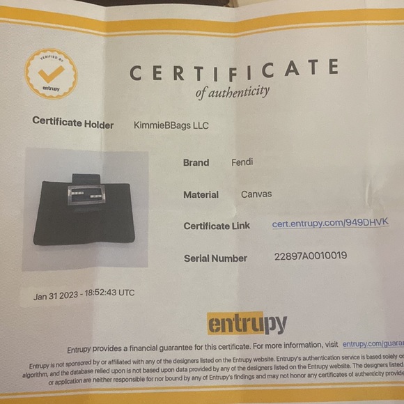 fendi agenda. black with minimum usage, come with certificate of authentication - Picture 4 of 4